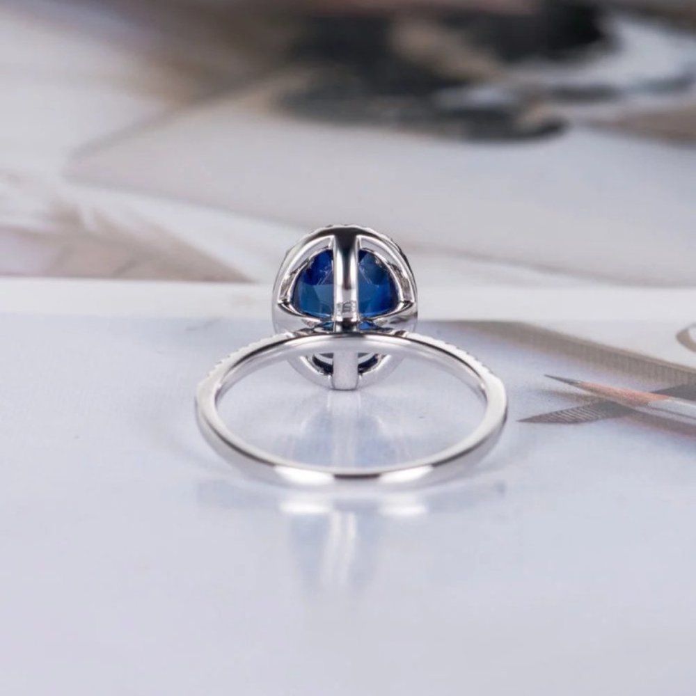 *NEW*925 Silver Oval Cut Sapphire Ring - Picture 4 of 6
